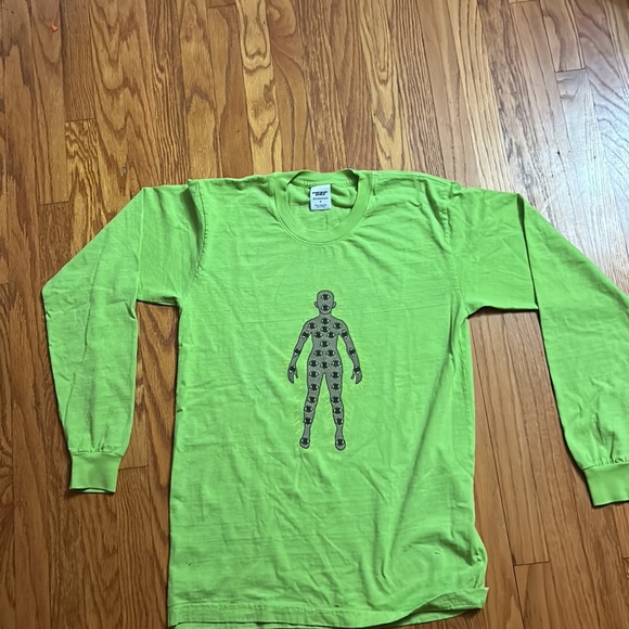 Everybody.World green long sleeve tee ‘S’ eye covered man graphic - Picture 6 of 8